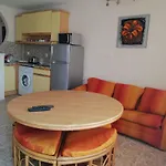 Apartment Bravo 1-vichevi
