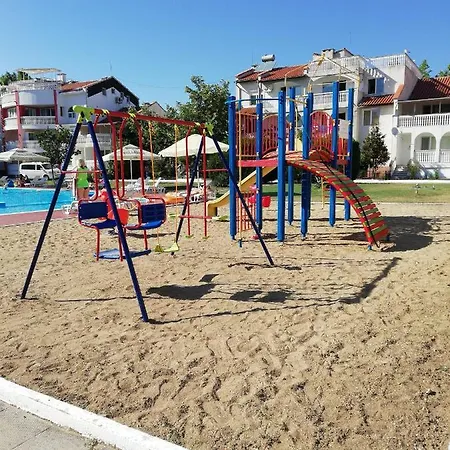 Bravo 1-vichevi Apartment *